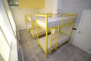 Хостелы Duck Hostel Ереван Кровать в общем 6-местном номере-5